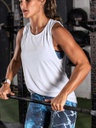 Musculosa Tekking con Abertura en la Espalda Blanca